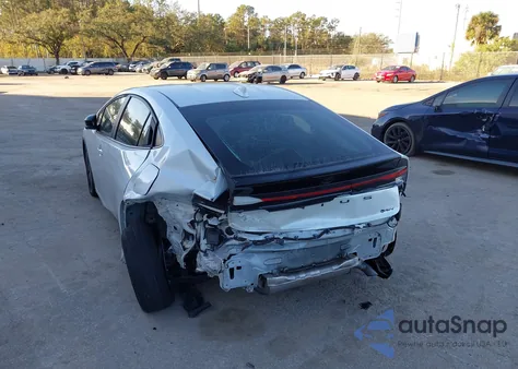 2023 Toyota Prius Le z USA, uszkodzony, nr VIN JTDACAAU3P3010307